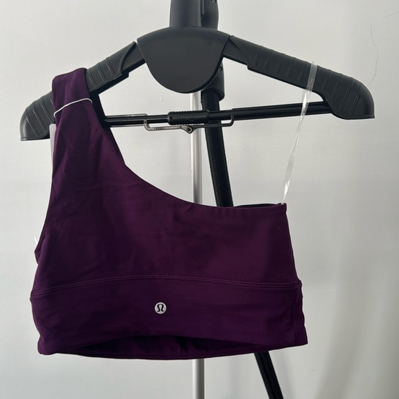 Lululemon asymmetrical bra *graphic - Picture 5 of 6